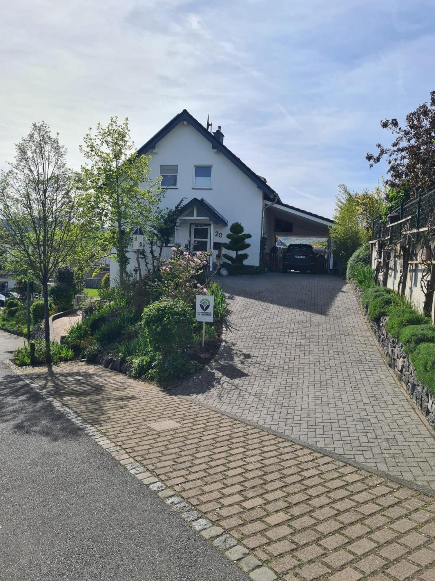 Wohlfuehlen Am Gartenteich Oberzissen Esterno foto